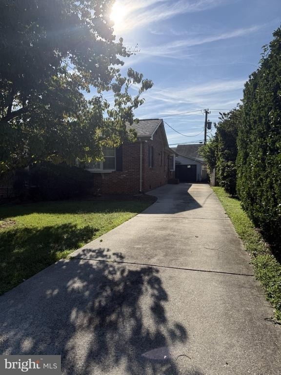 446 Hanson Avenue - Photo 4