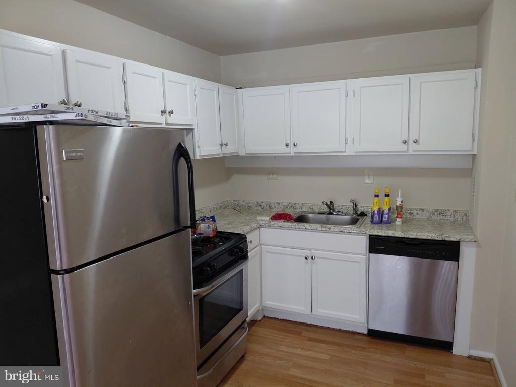 401 Armistead Street - Photo 2
