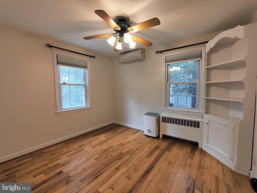2416 S Culpeper Street - Photo 9