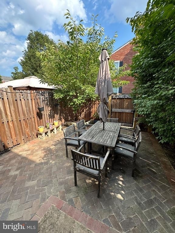 3021 S Buchanan Street - Photo 38