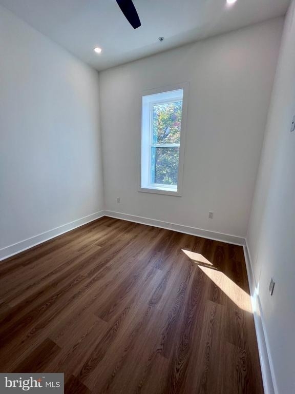 647 N 16th Street - Photo 8