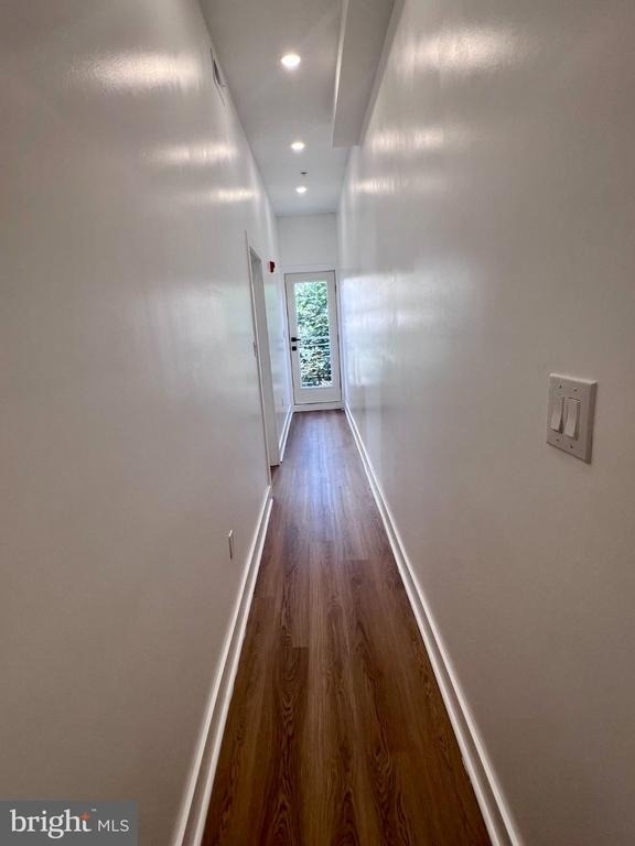 647 N 16th Street - Photo 7