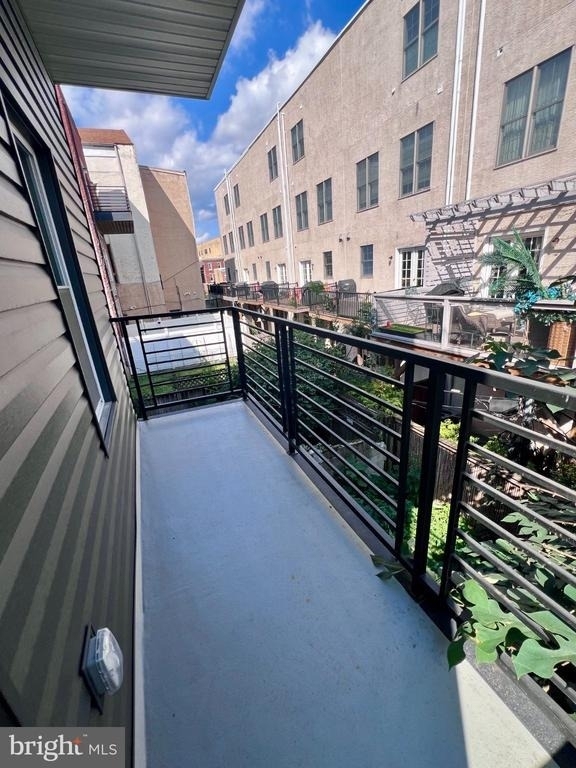 647 N 16th Street - Photo 10
