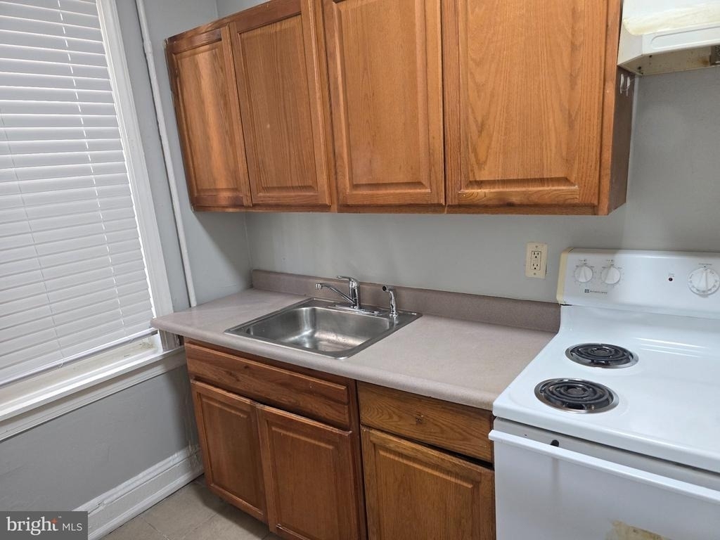204 N 57th Street - Photo 3