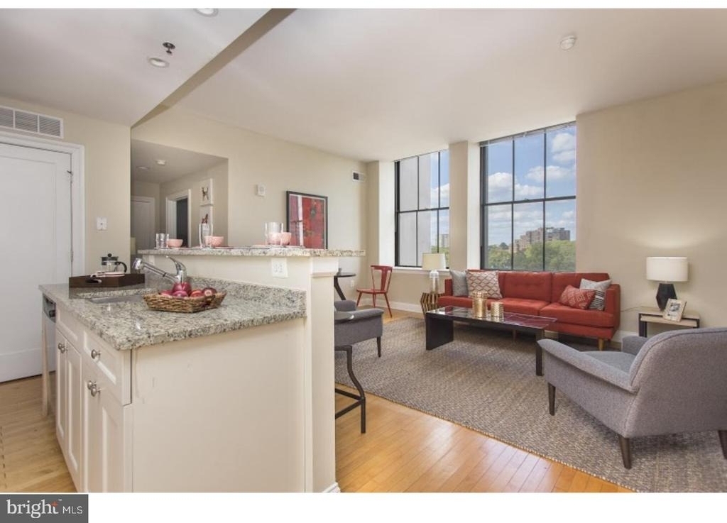 230 N 21st Street - Photo 0