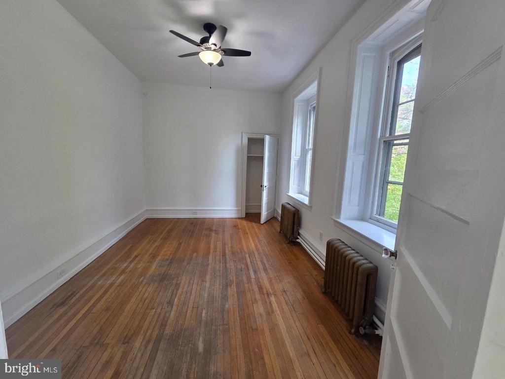 348 Green Lane - Photo 7