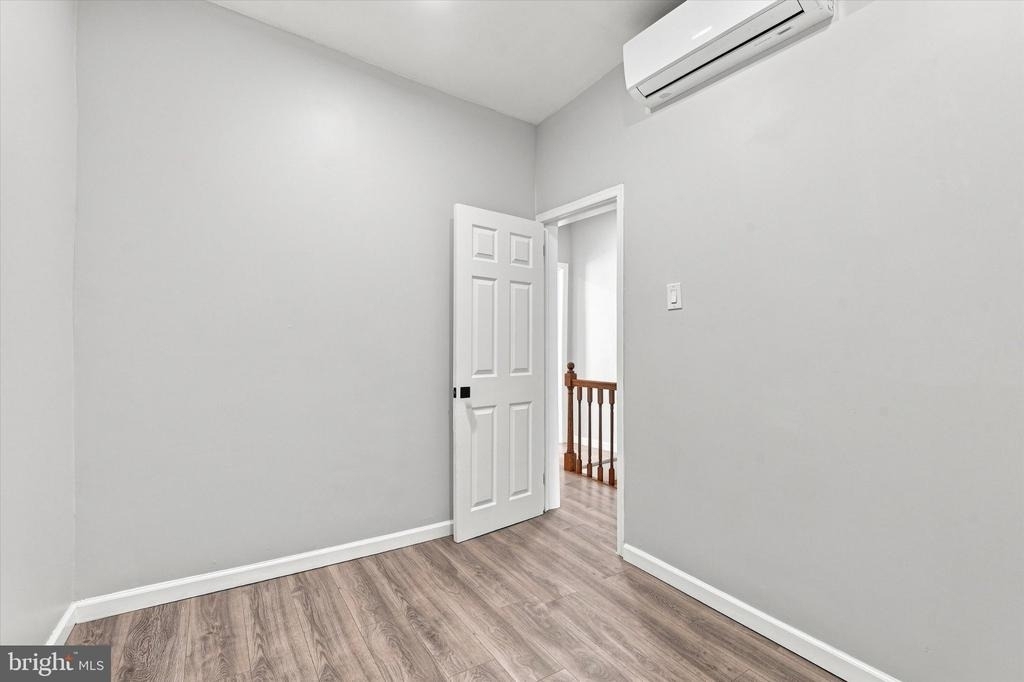 345 Winton Street - Photo 16