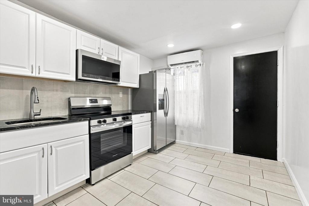 345 Winton Street - Photo 7