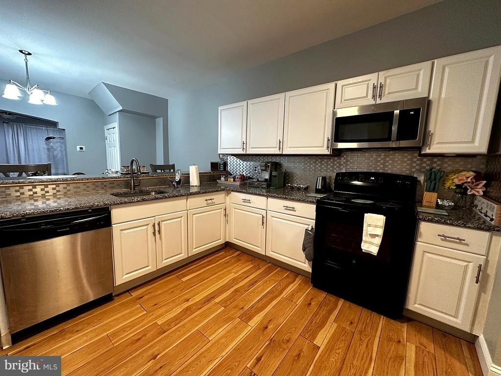 700 S 60th Street - Photo 4