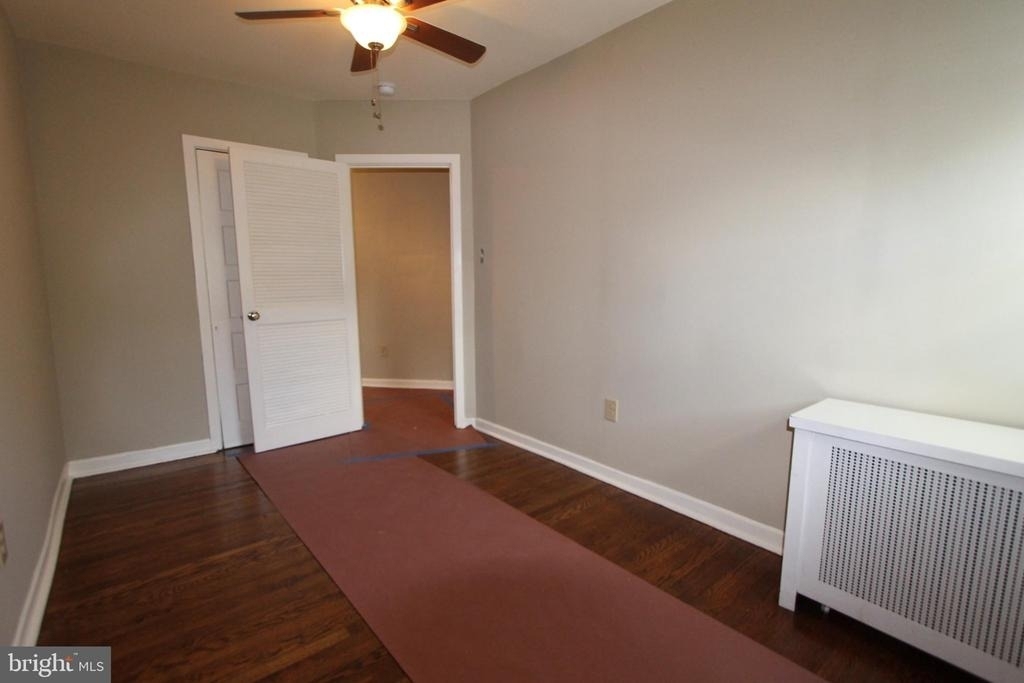 346 E Meehan Avenue - Photo 16