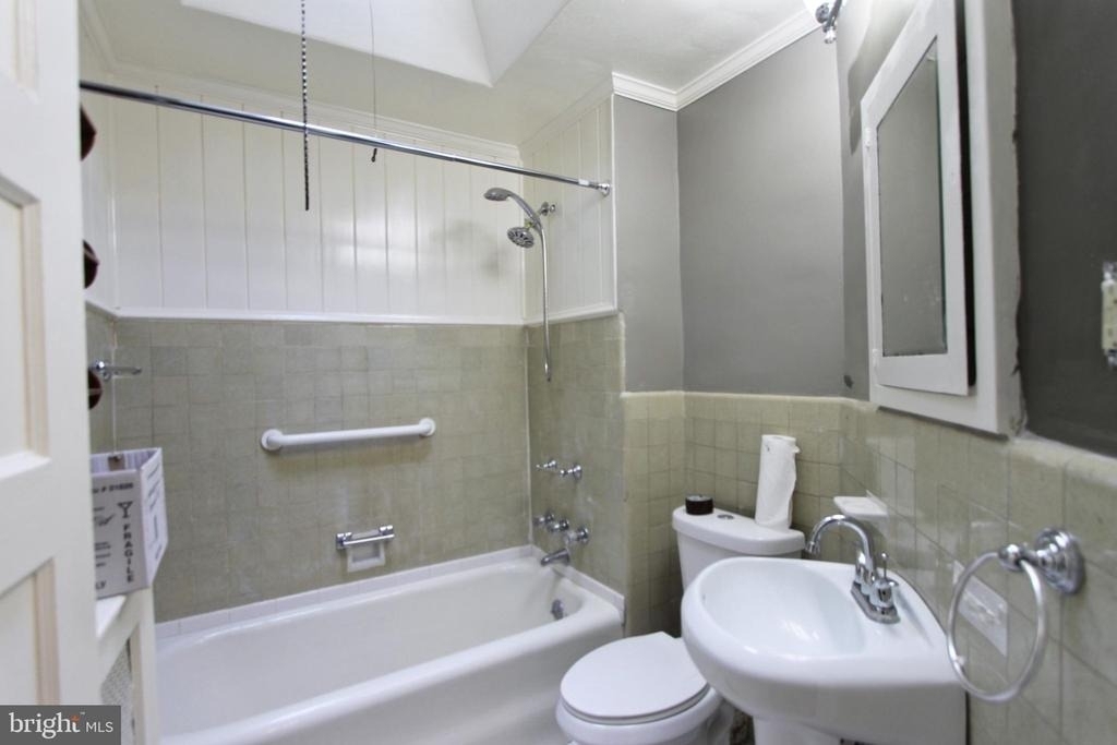 346 E Meehan Avenue - Photo 17