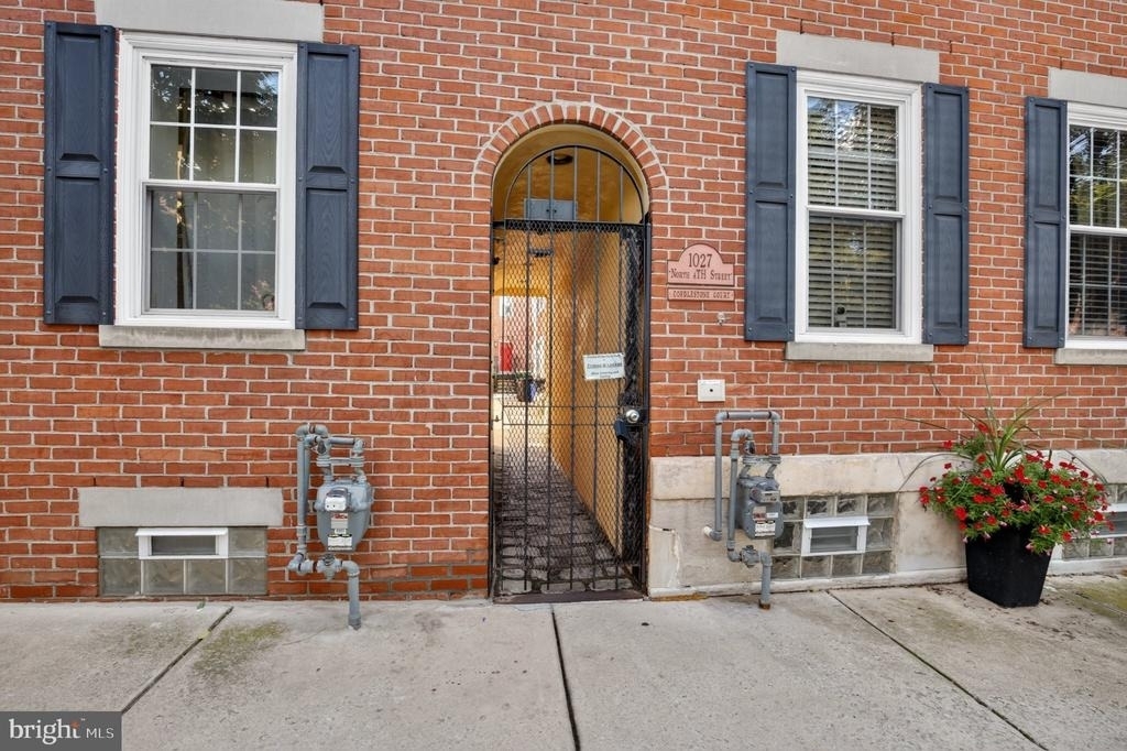 1027-31 N 4th Street - Photo 24