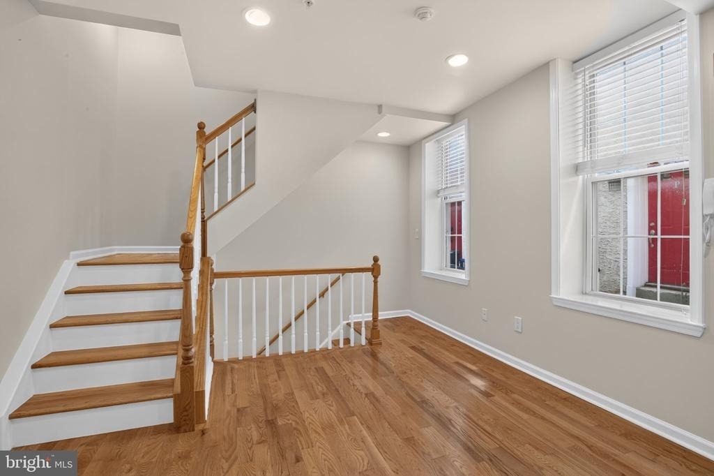 1027-31 N 4th Street - Photo 2