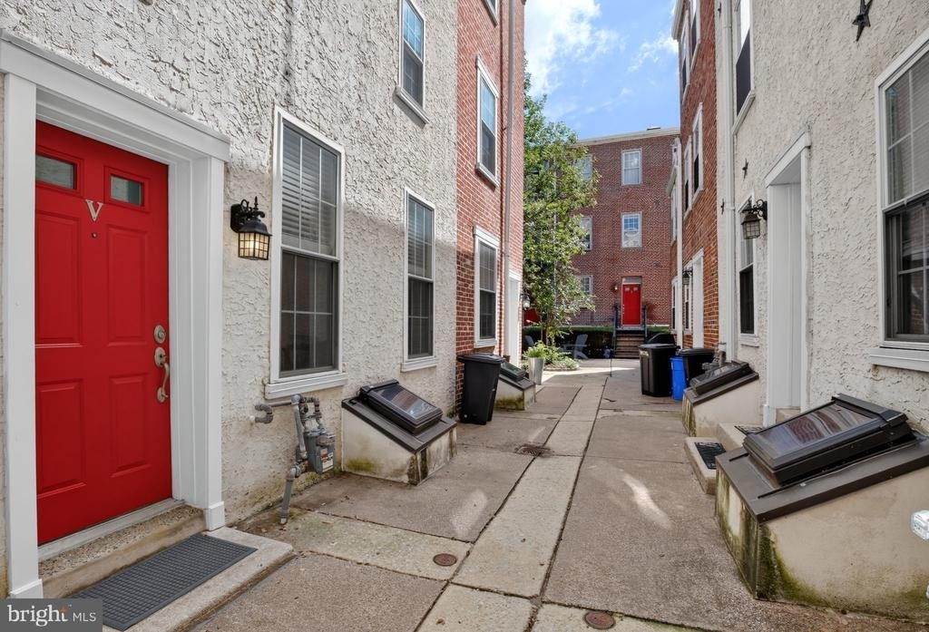 1027-31 N 4th Street - Photo 18