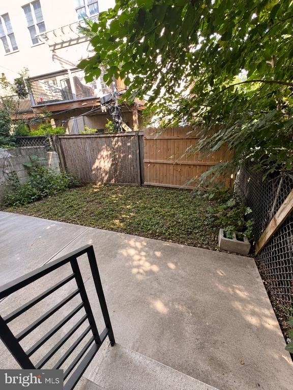 647 N 16th Street - Photo 16