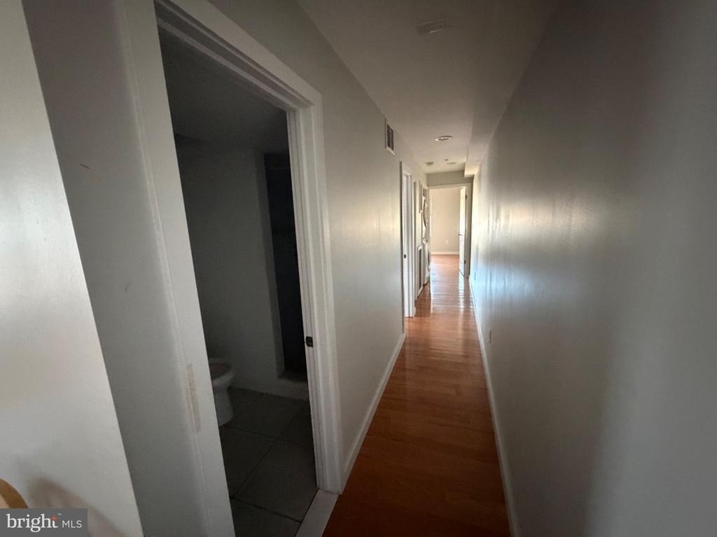 1925 S 20th Street - Photo 2