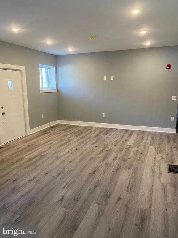 2700 Ash Street - Photo 1