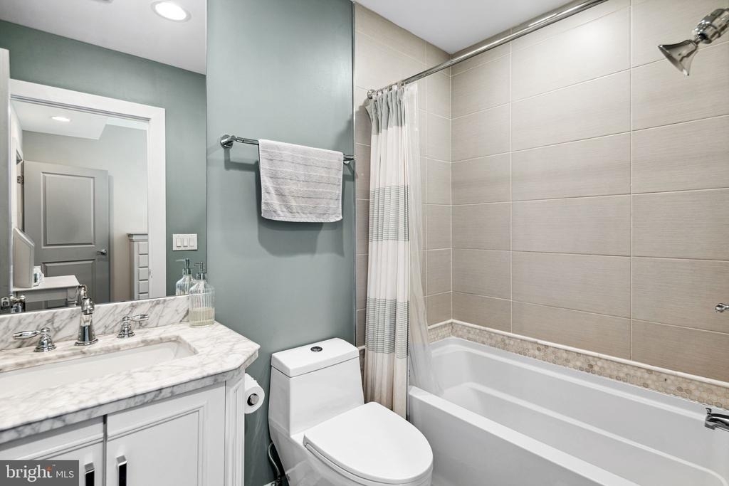 1526 Parrish Street - Photo 19