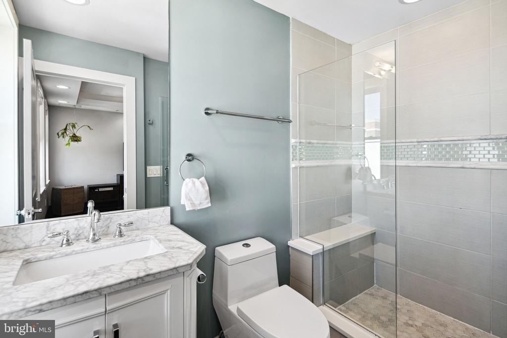 1526 Parrish Street - Photo 11