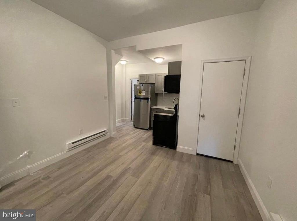 2731 N Darien Street - Photo 1