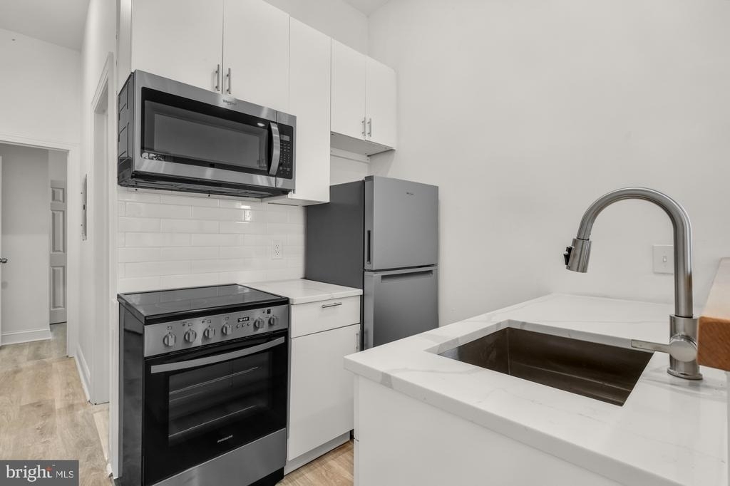 2046 E Huntingdon Street - Photo 10