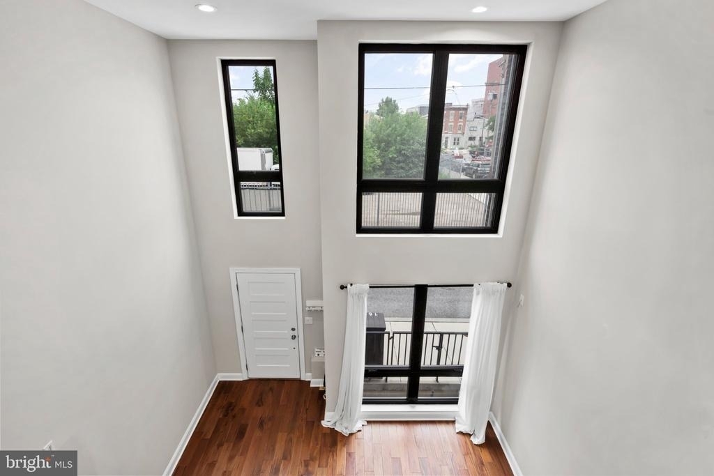 1600 N Bodine Street - Photo 12