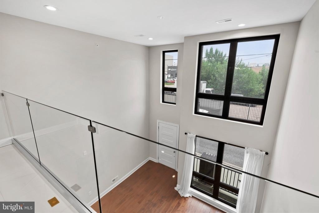 1600 N Bodine Street - Photo 13