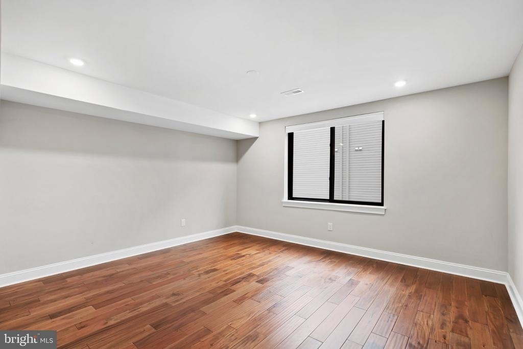 1600 N Bodine Street - Photo 15