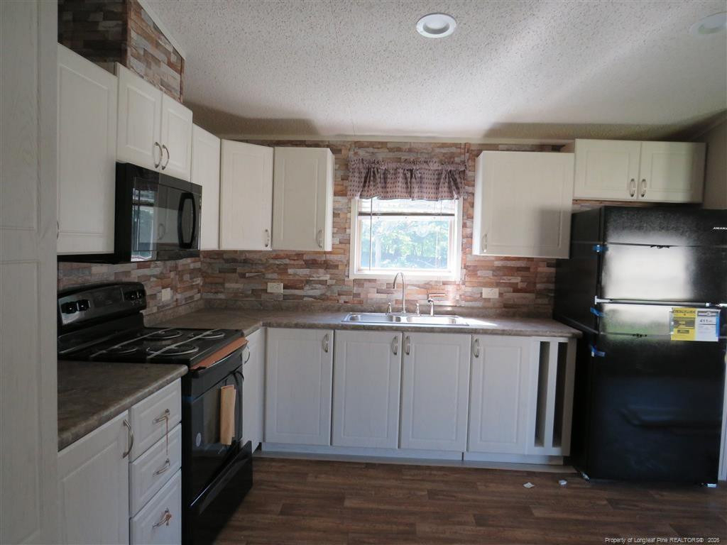 1649 Britania Drive - Photo 4