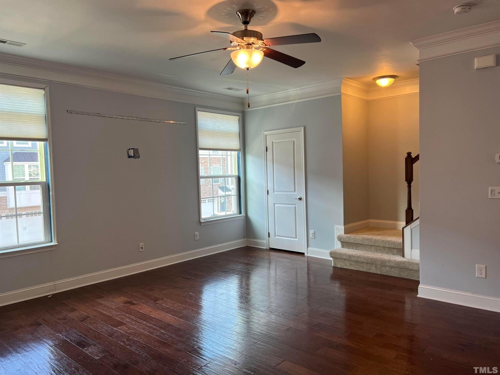 1137 Boxcar Way - Photo 5