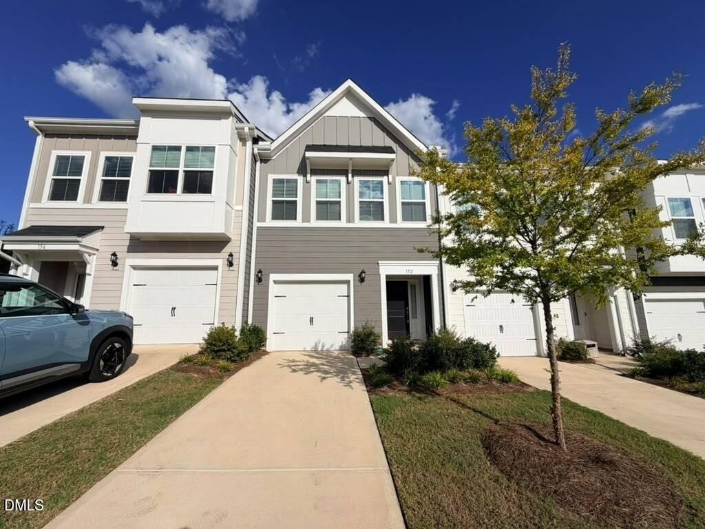 152 Fideaux Boulevard - Photo 0
