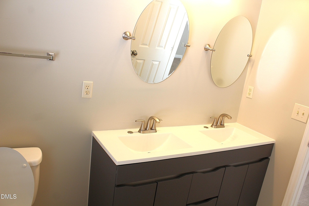 4305 Standing Rock Way - Photo 7