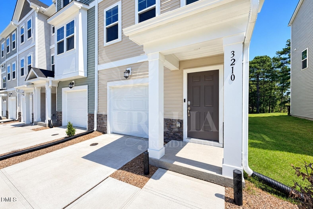 3210 Gypsum Drive - Photo 3