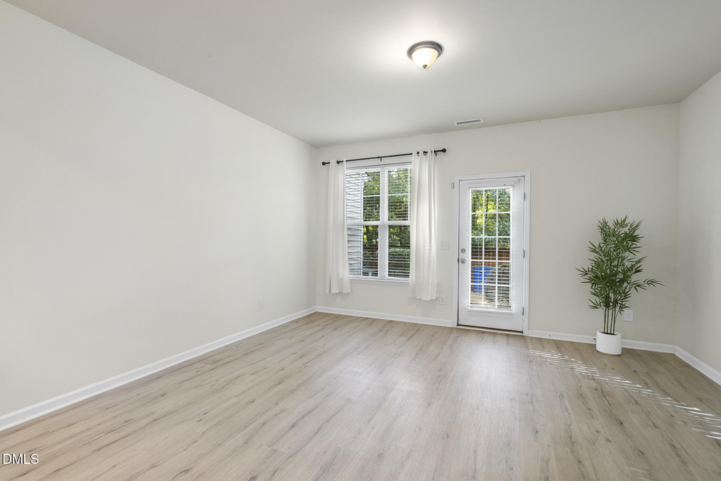 3002 Berkeley Springs Place - Photo 17