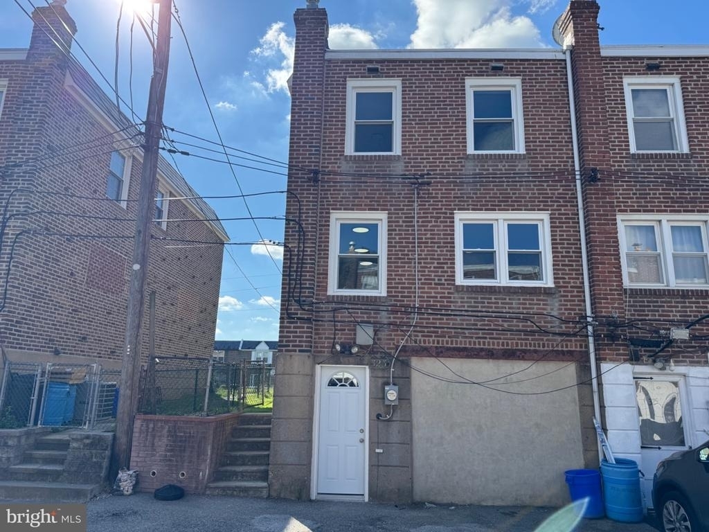323 Spruce Street - Photo 24