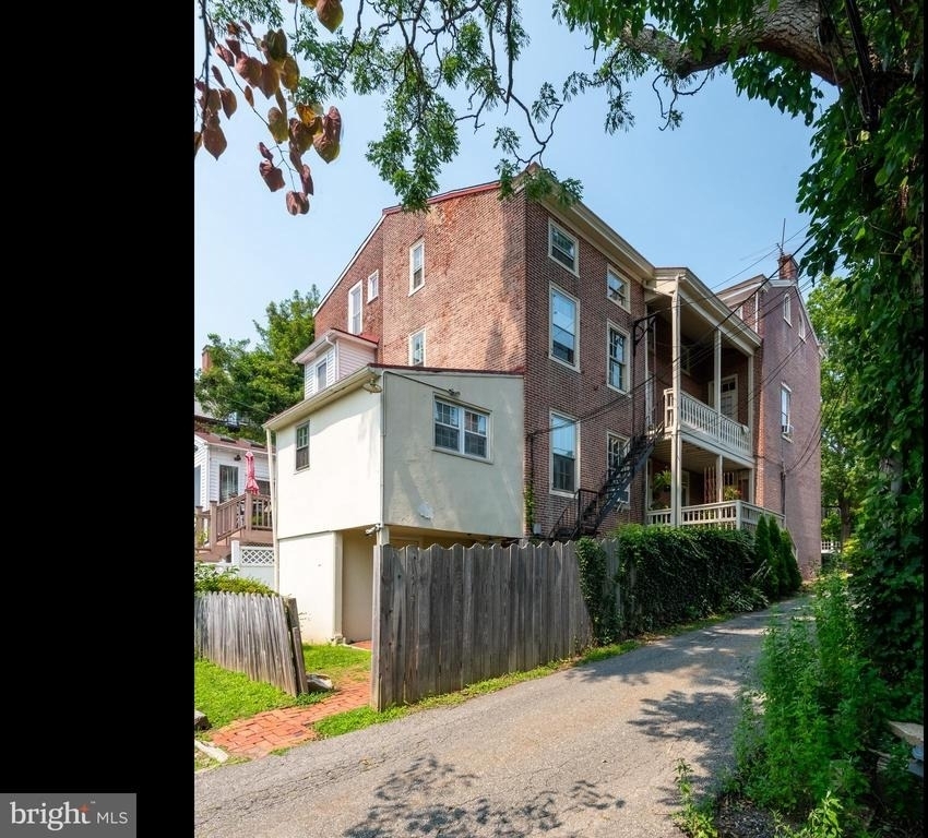 318 N Matlack Street - Photo 33