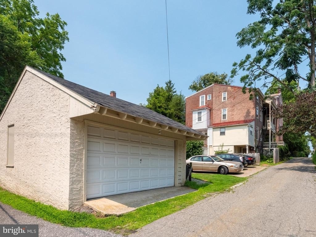 318 N Matlack Street - Photo 35