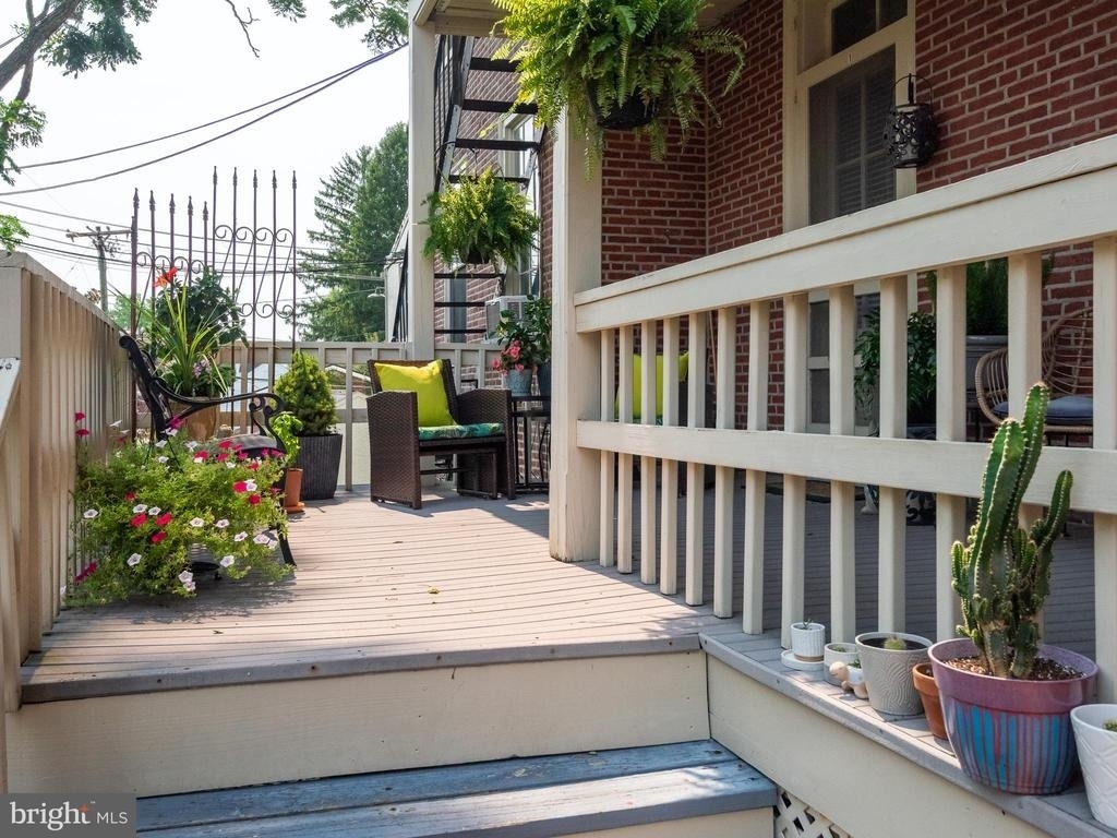 318 N Matlack Street - Photo 29