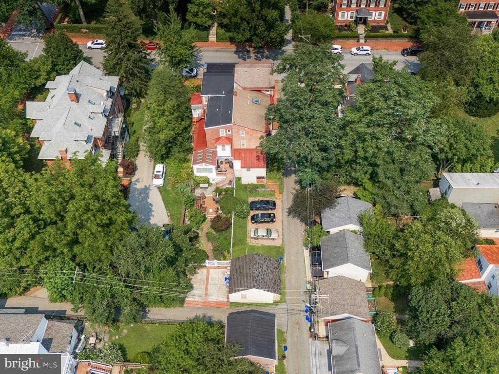 318 N Matlack Street - Photo 36