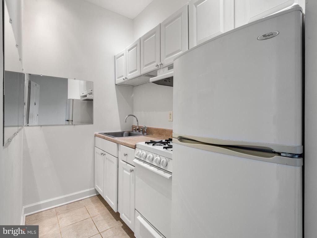 318 N Matlack Street - Photo 13