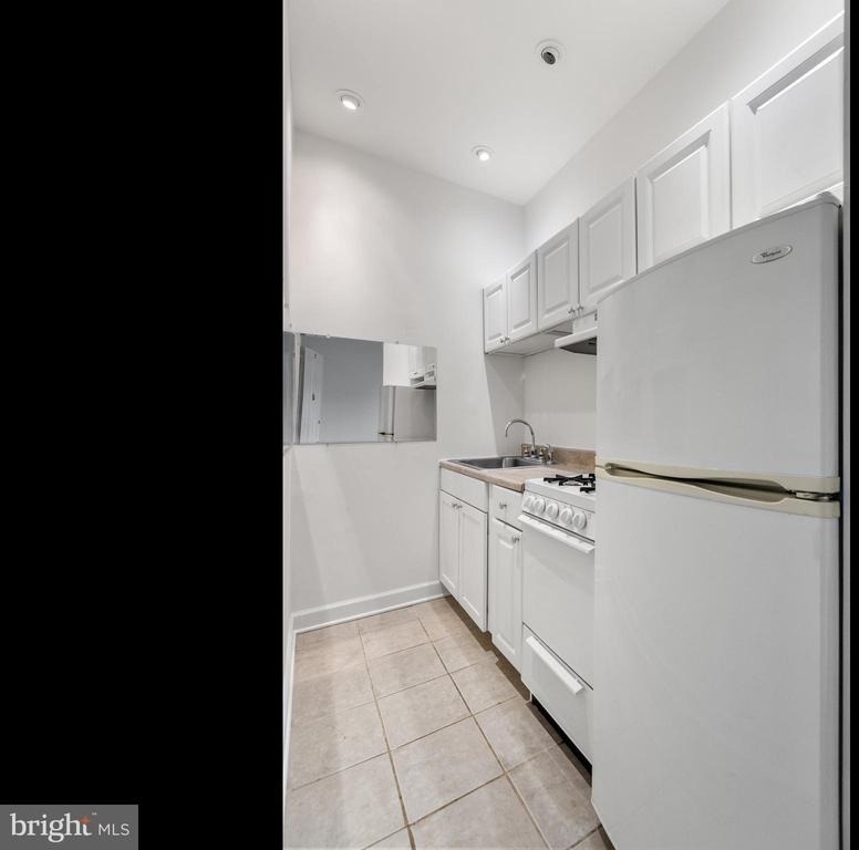318 N Matlack Street - Photo 12
