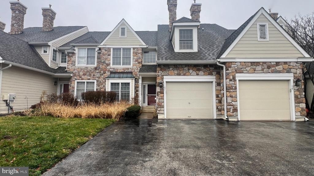 67 Highpoint Drive - Photo 0