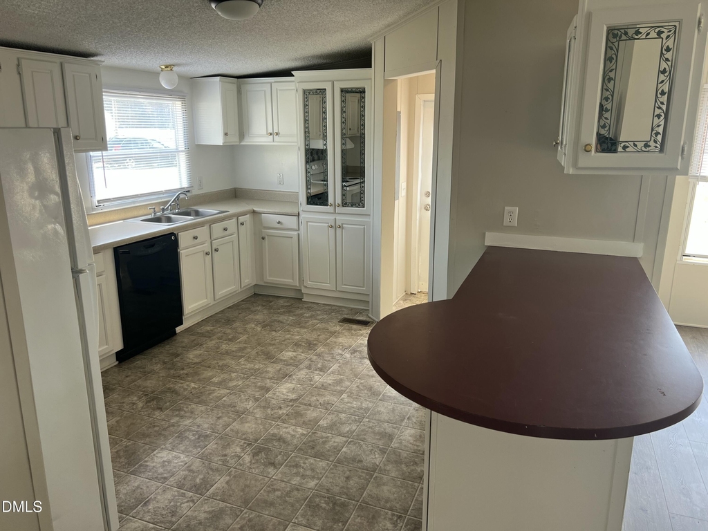11711 Nc-39 - Photo 3