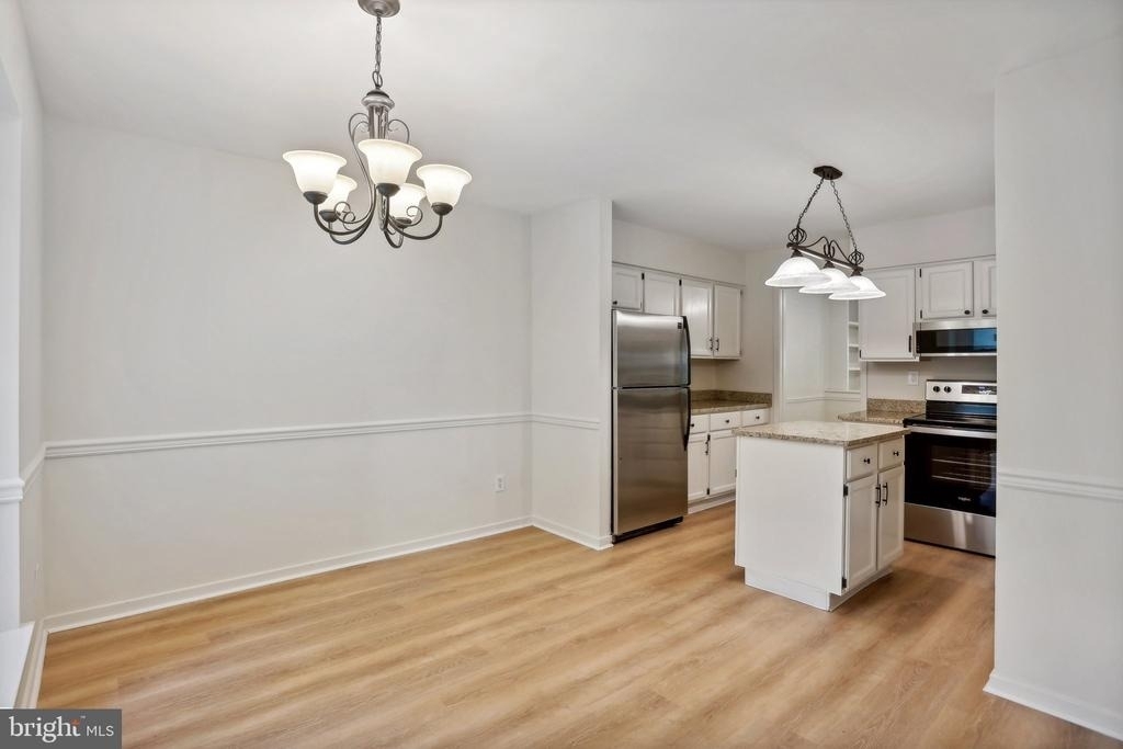 3202 Eaton Court - Photo 9