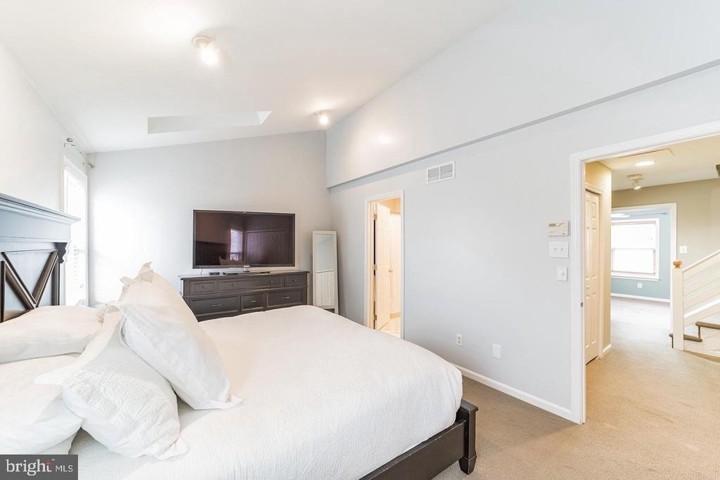 104 Victoria Court - Photo 13