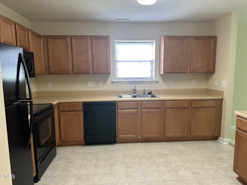 18 Grosbeak Lane - Photo 2