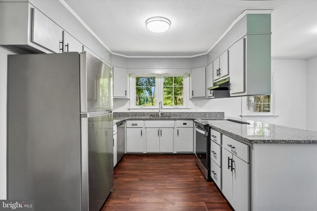 227 Fairhill Road - Photo 7