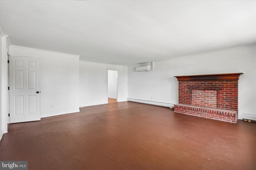 227 Fairhill Road - Photo 2