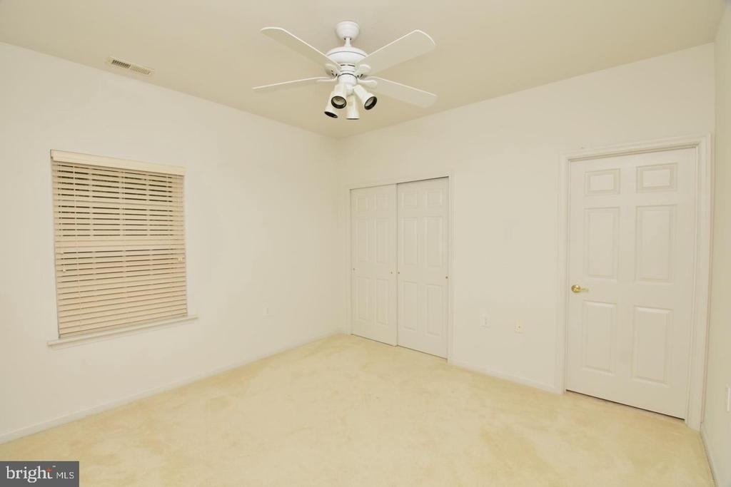 133 Belvedere Drive N - Photo 18