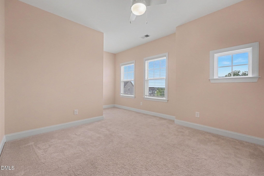 138 Legacy Falls Drive S - Photo 10